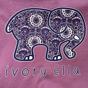 Ivory Ella - Long Sleeve Shirt - Like New - L